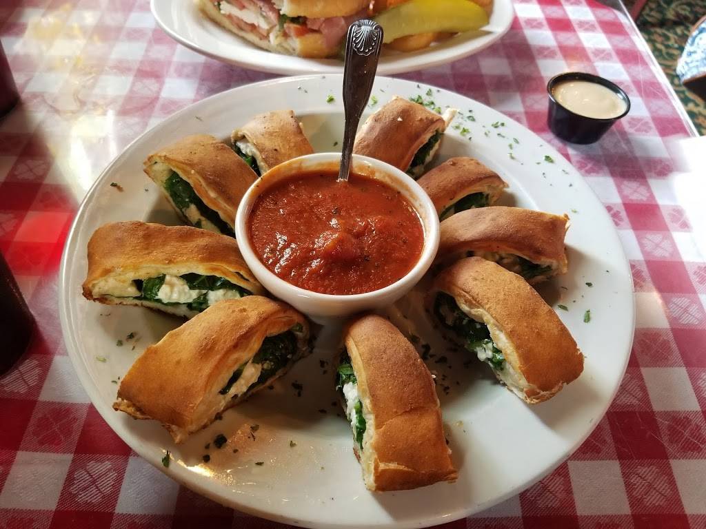 Giuseppes Pizzeria & Ristorante | restaurant | 312 Daniel Webster Hwy #3, Meredith, NH 03253, USA | 6032793313 OR +1 603-279-3313