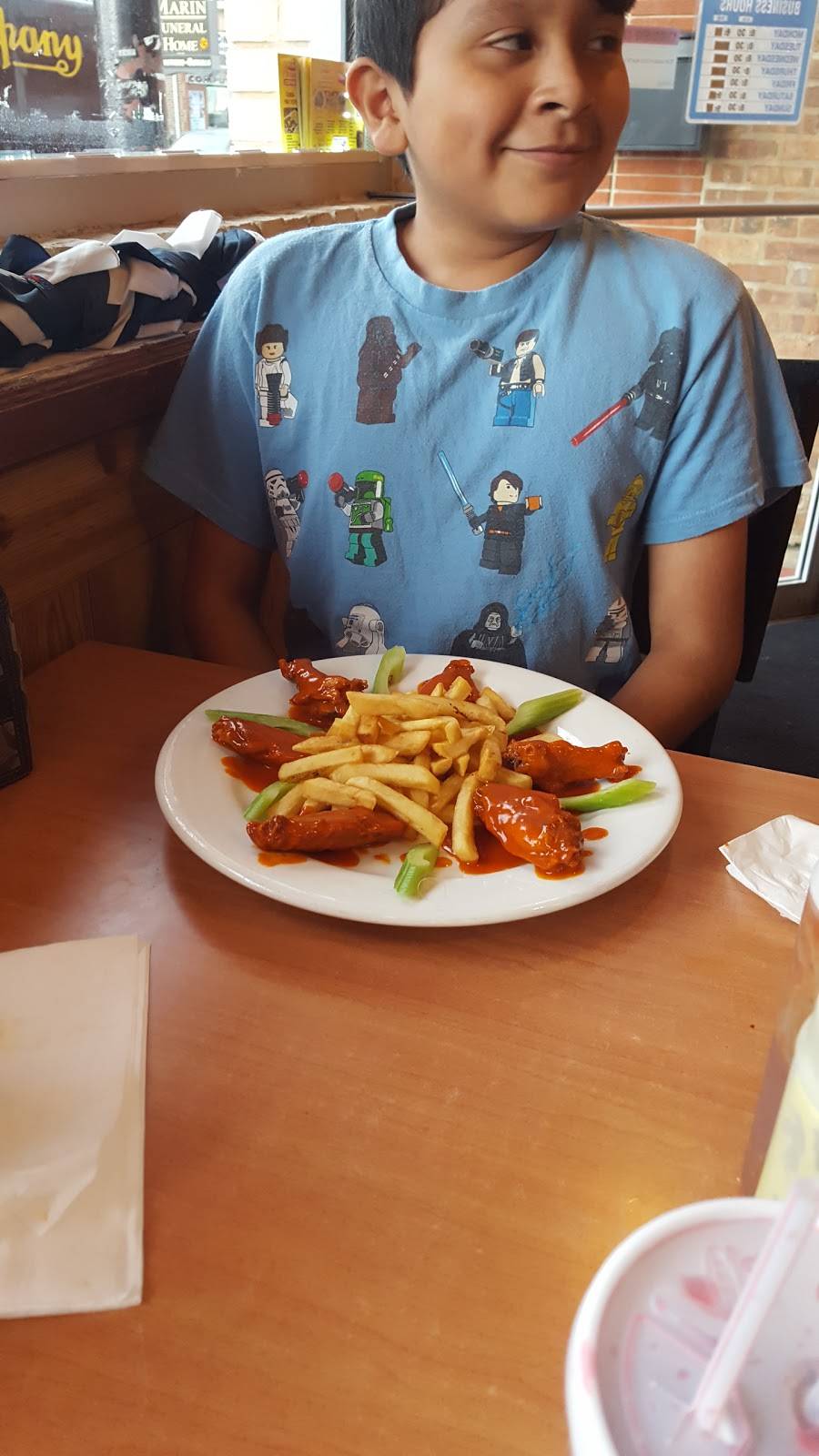 The Submarine Pier | restaurant | 2759 W 51st St, Chicago, IL 60632, USA | 7737376634 OR +1 773-737-6634