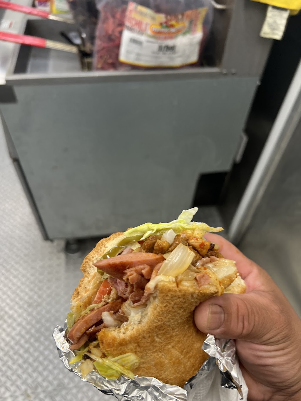 Taqueria la costeña | restaurant | 6105 Glenwood Ave, Raleigh, NC 27612, USA | 9196325123 OR +1 919-632-5123