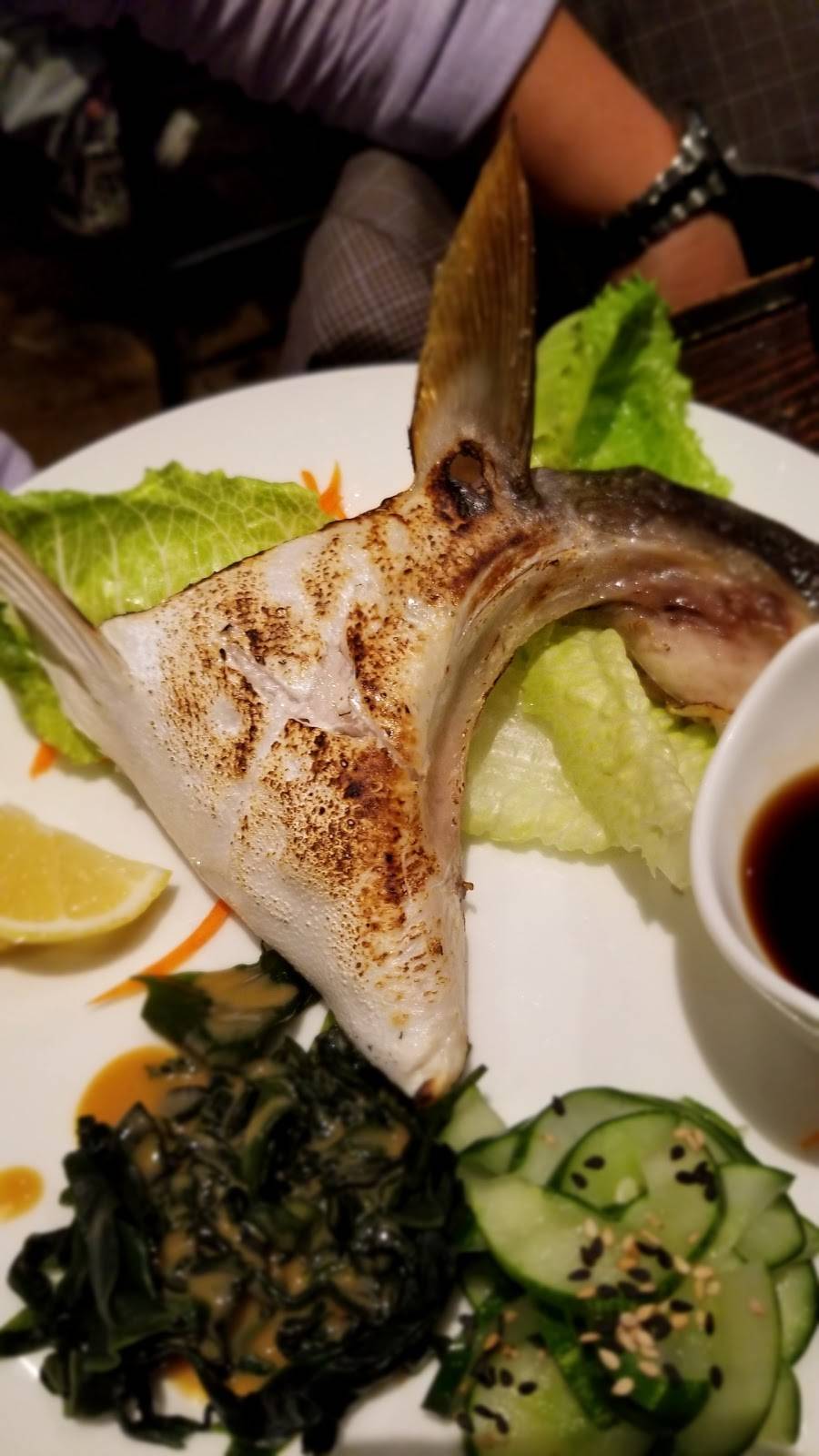 Sushi One | restaurant | 3905 W 6th St, Los Angeles, CA 90020, USA | 2139085082 OR +1 213-908-5082