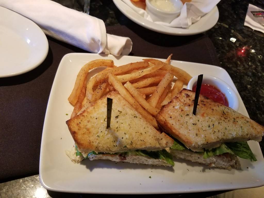 Ruths Chris Steak House | restaurant | 205 Central Park Ave, Virginia Beach, VA 23462, USA | 7572130747 OR +1 757-213-0747