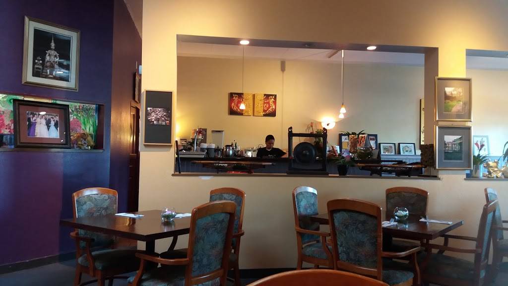 Ginger Thai | restaurant | 234 S Main St, Sebastopol, CA 95472, USA | 7078242259 OR +1 707-824-2259