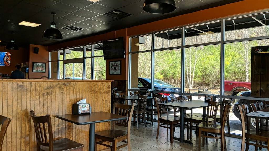 Louies Chicken Fingers | restaurant | 2900 E University Dr, Auburn, AL 36830, USA | 3345012070 OR +1 334-501-2070