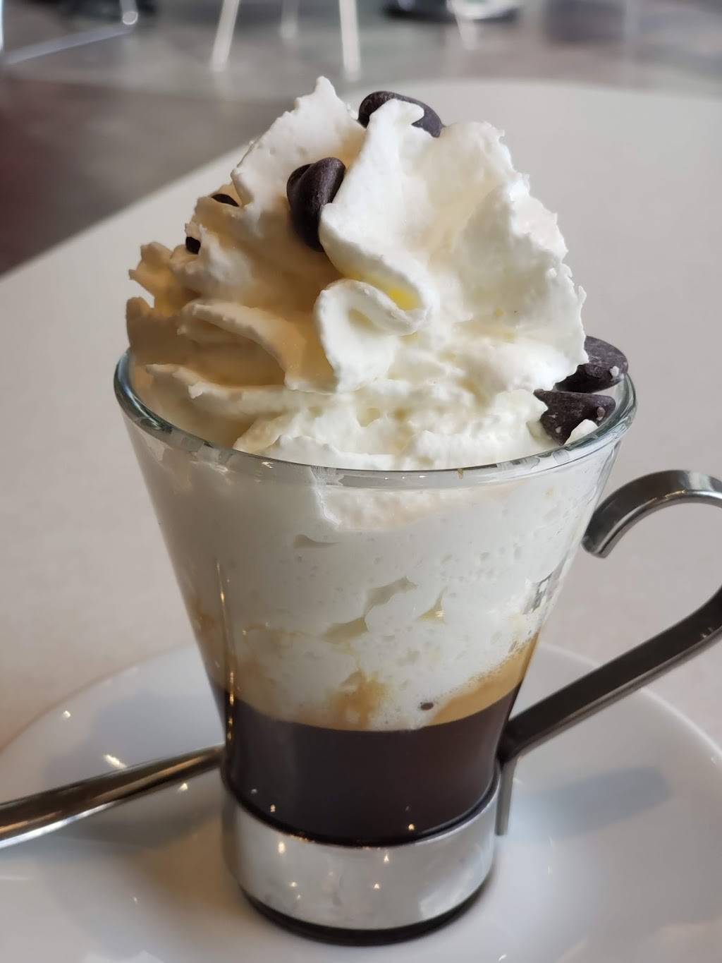 Lavazza | cafe | 2155 City Gate Ln, Naperville, IL 60563, USA | 6305797830 OR +1 630-579-7830