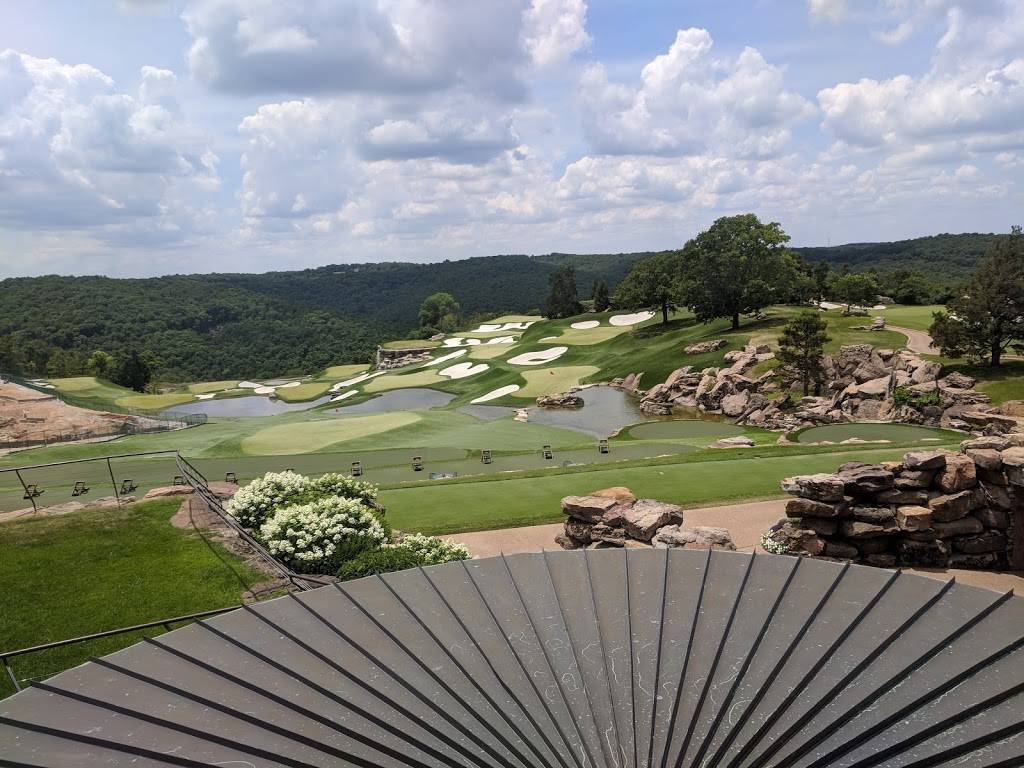 Arnies Barn | restaurant | 150 Top of the Rock Rd, Ridgedale, MO 65739, USA | 8002256343 OR +1 800-225-6343