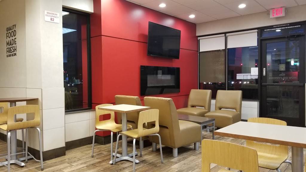 Wendys | restaurant | 3780 W Orange Grove Rd, Tucson, AZ 85741, USA | 5202971370 OR +1 520-297-1370