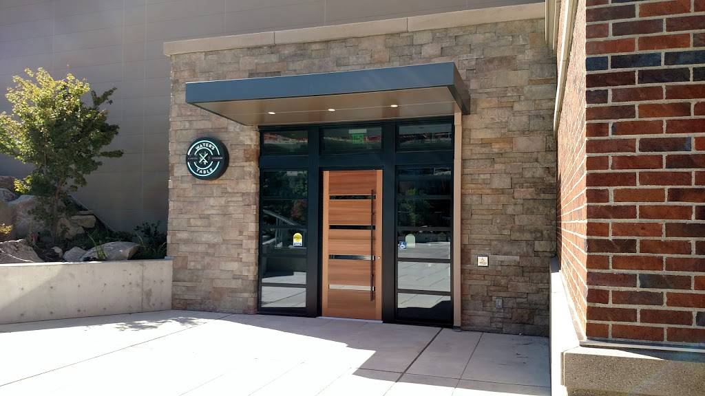 Waters Table | restaurant | 1053 Lake Washington Blvd N, Renton, WA 98056, USA | 4252072240 OR +1 425-207-2240