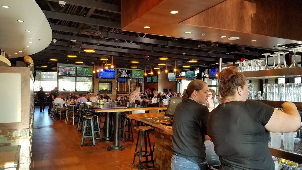 Slymans Tavern | restaurant | 4009 Orange Pl, Beachwood, OH 44122, USA | 2162929610 OR +1 216-292-9610