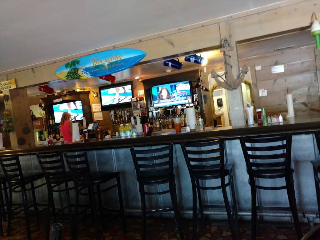 Aw Shucks Oyster Bar and Grill | restaurant | 4100 Wetumpka Hwy, Montgomery, AL 36110, USA | 3342796252 OR +1 334-279-6252