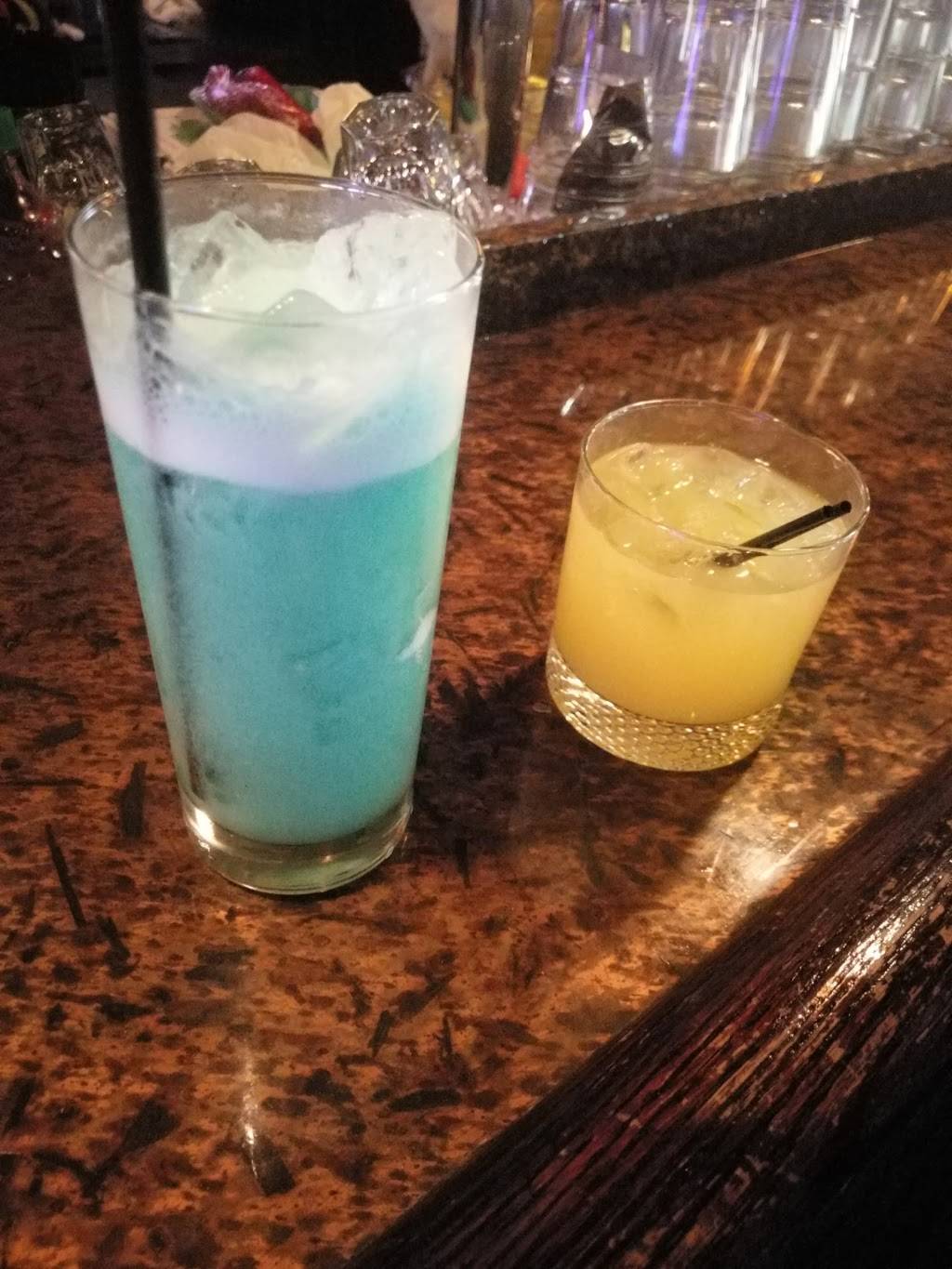 Filthys Fine Cocktails & Beer | restaurant | 1238 16th St, Vero Beach, FL 32960, USA | 7727949512 OR +1 772-794-9512