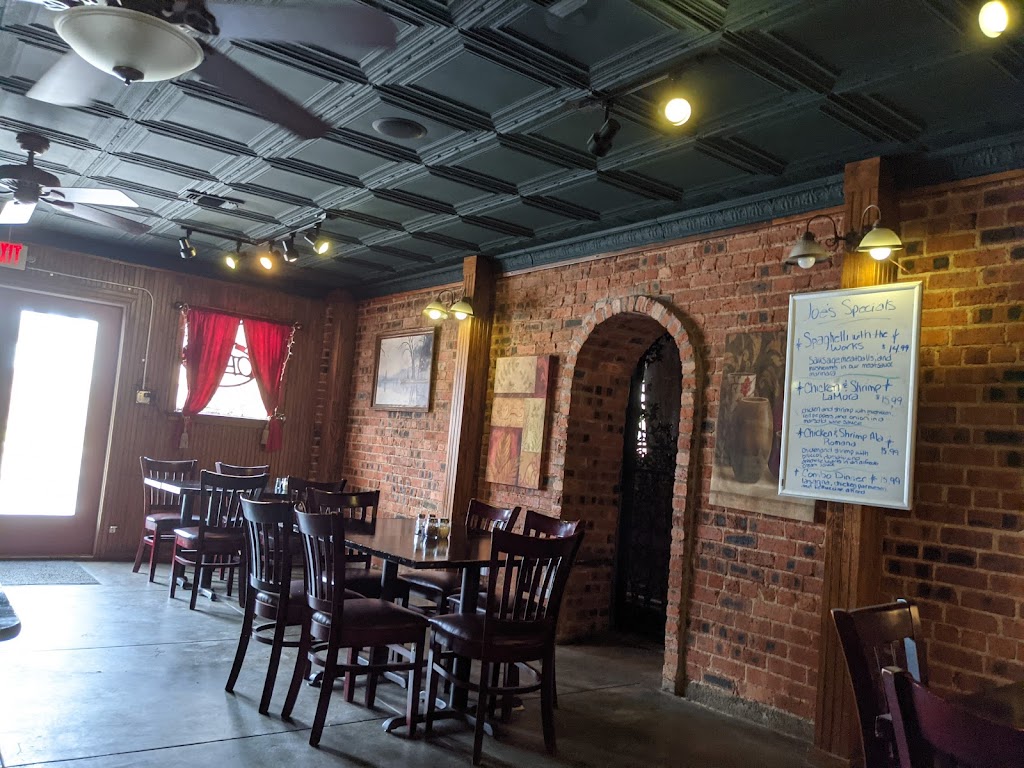 Joe’s Italian Restaurant | restaurant | 103 W Commerce St, Brady, TX 76825, USA | 3255970399 OR +1 325-597-0399