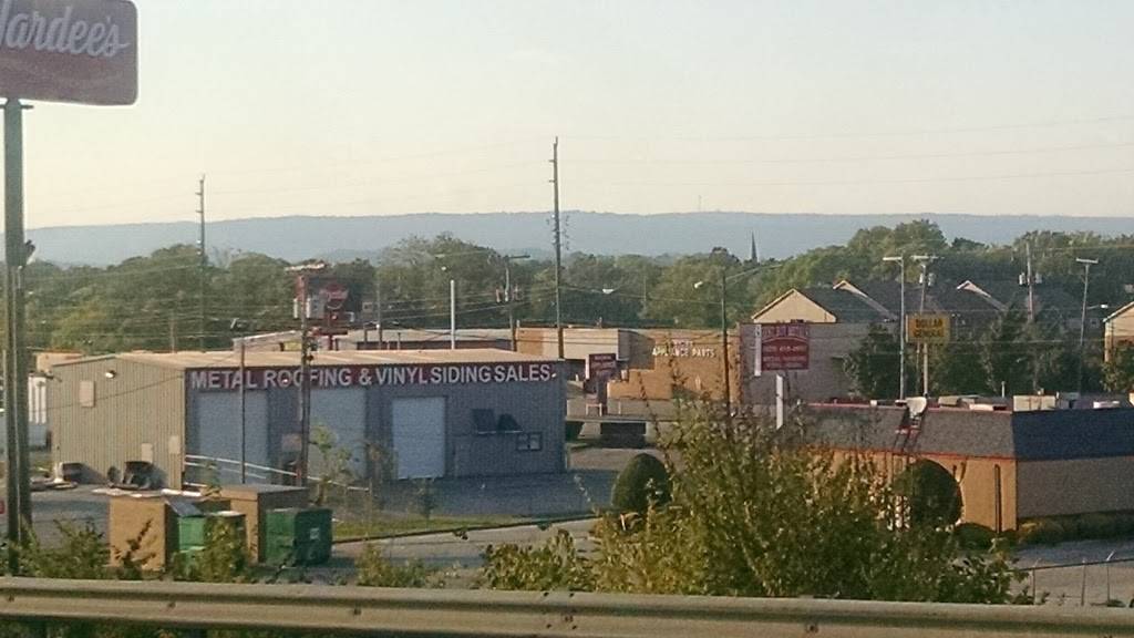 Hardees | restaurant | 2302 E 23rd St, Chattanooga, TN 37407, USA | 4236225205 OR +1 423-622-5205