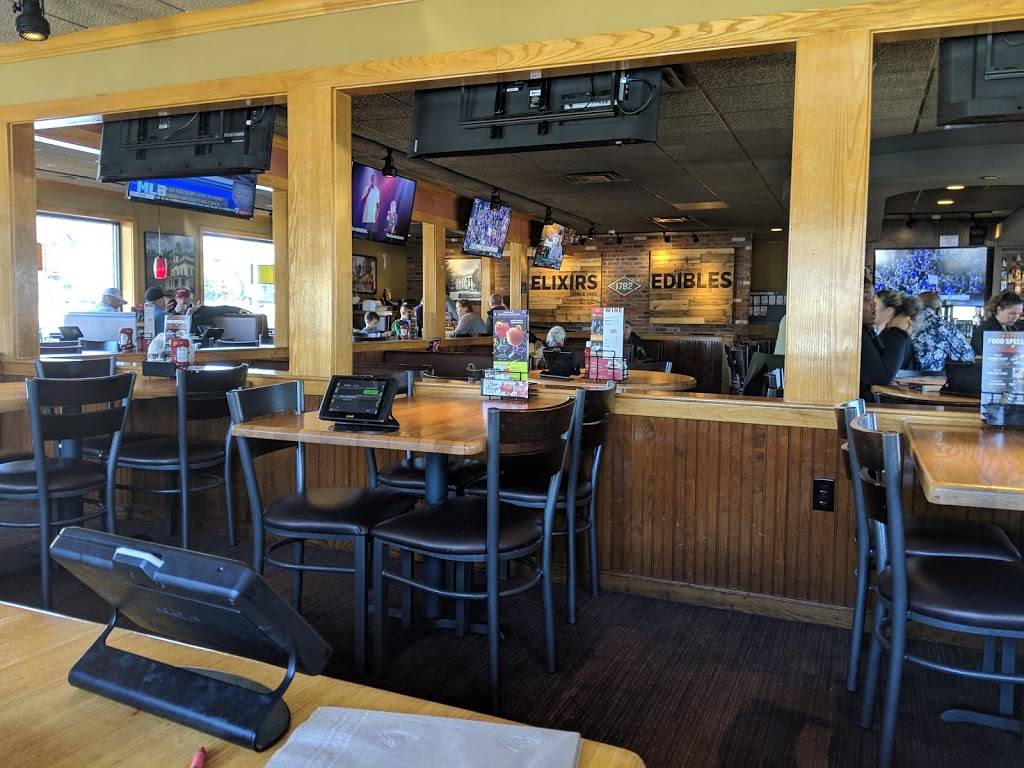 Applebees Grill + Bar | restaurant | 501 E Six Forks Rd, Raleigh, NC 27609, USA | 9198569030 OR +1 919-856-9030