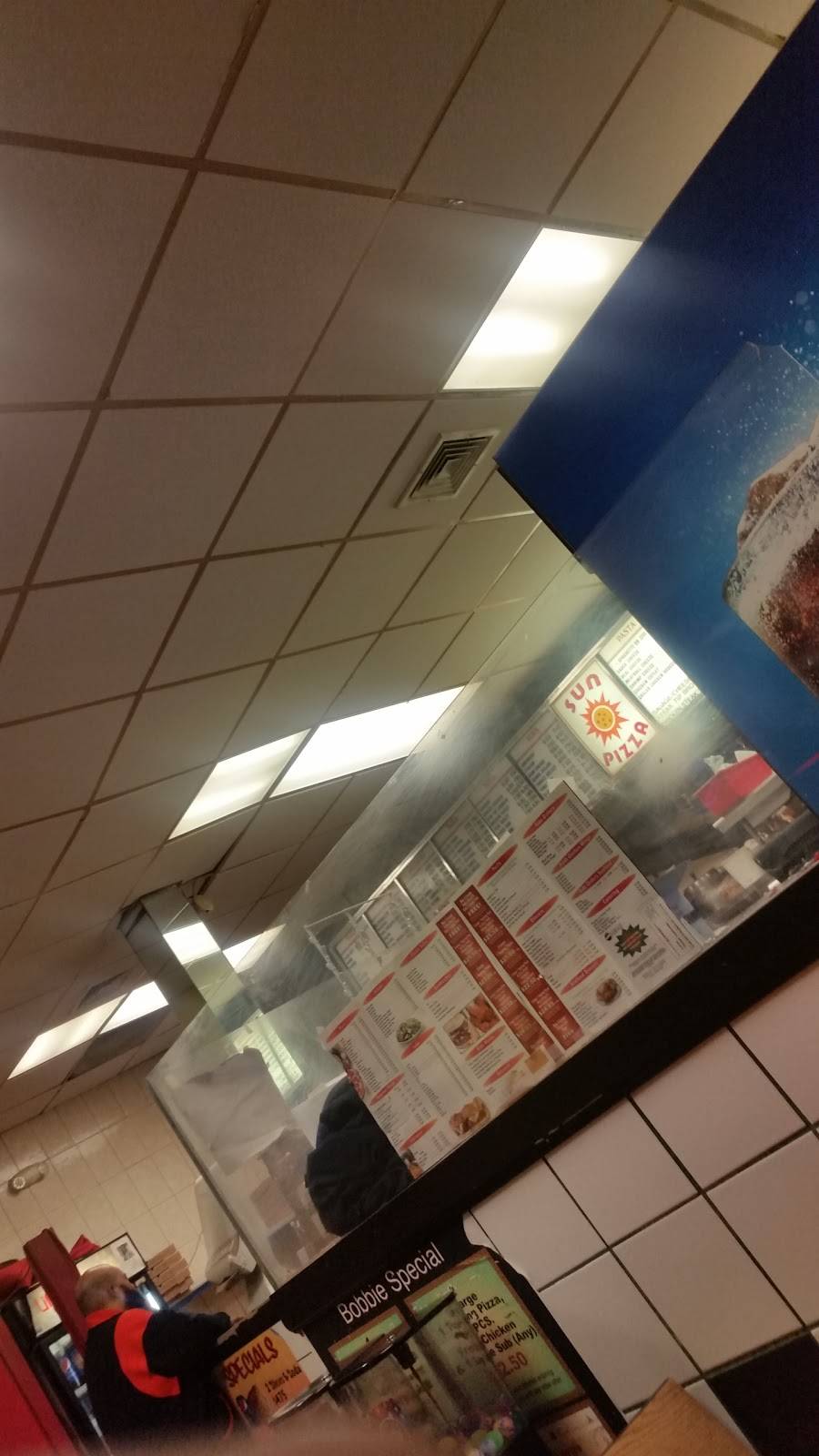 Sun Pizza | restaurant | 46 Washington St, Dorchester, MA 02121, USA | 6175411991 OR +1 617-541-1991