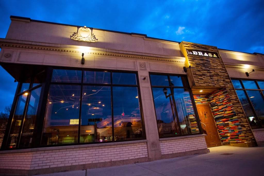La Brasa | restaurant | 124 Broadway, Somerville, MA 02145, USA | 6177641412 OR +1 617-764-1412