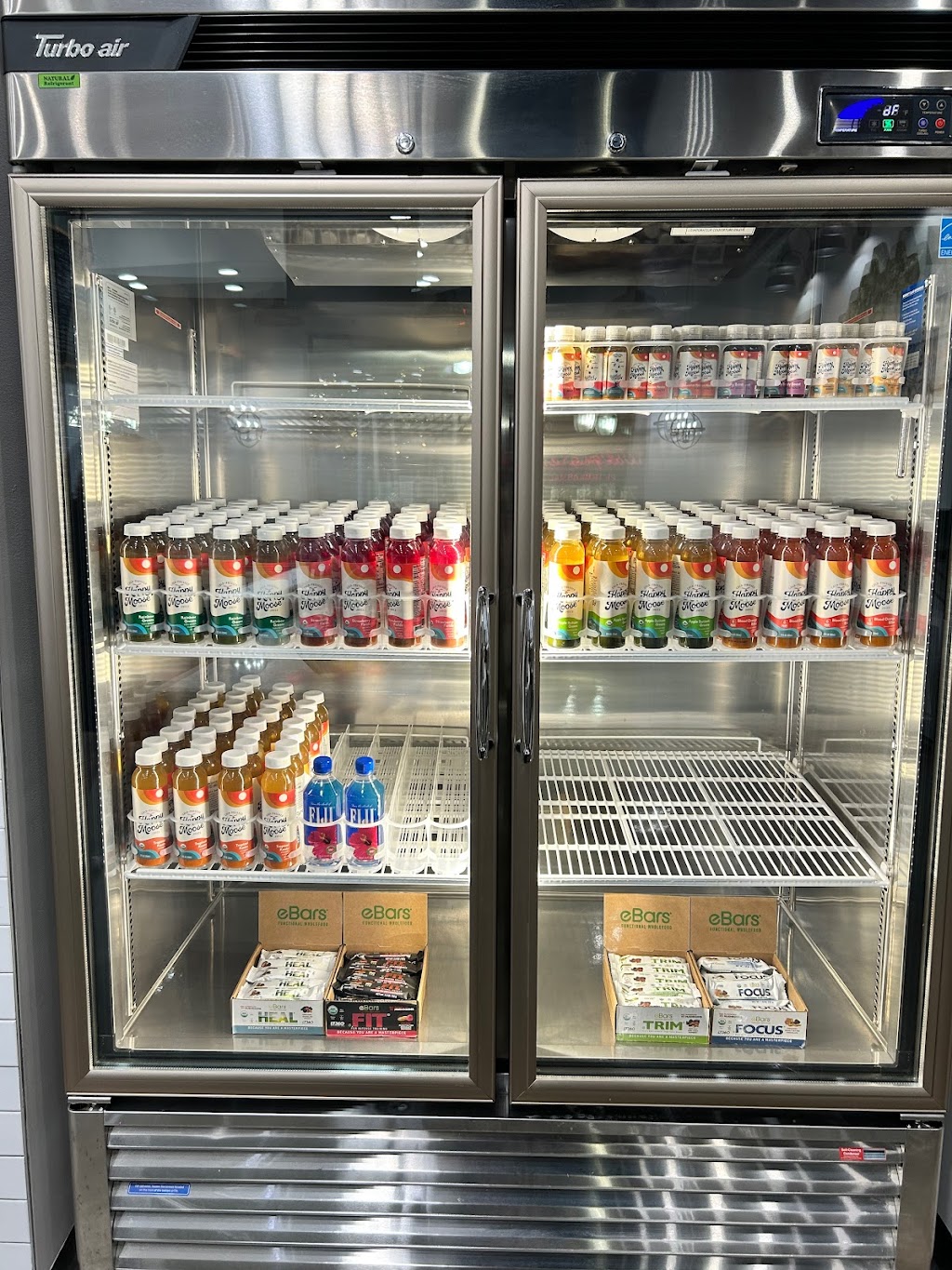 The Blend | restaurant | 3904 Hillsboro Pike Suite 103, Nashville, TN 37215, USA | 6156786213 OR +1 615-678-6213