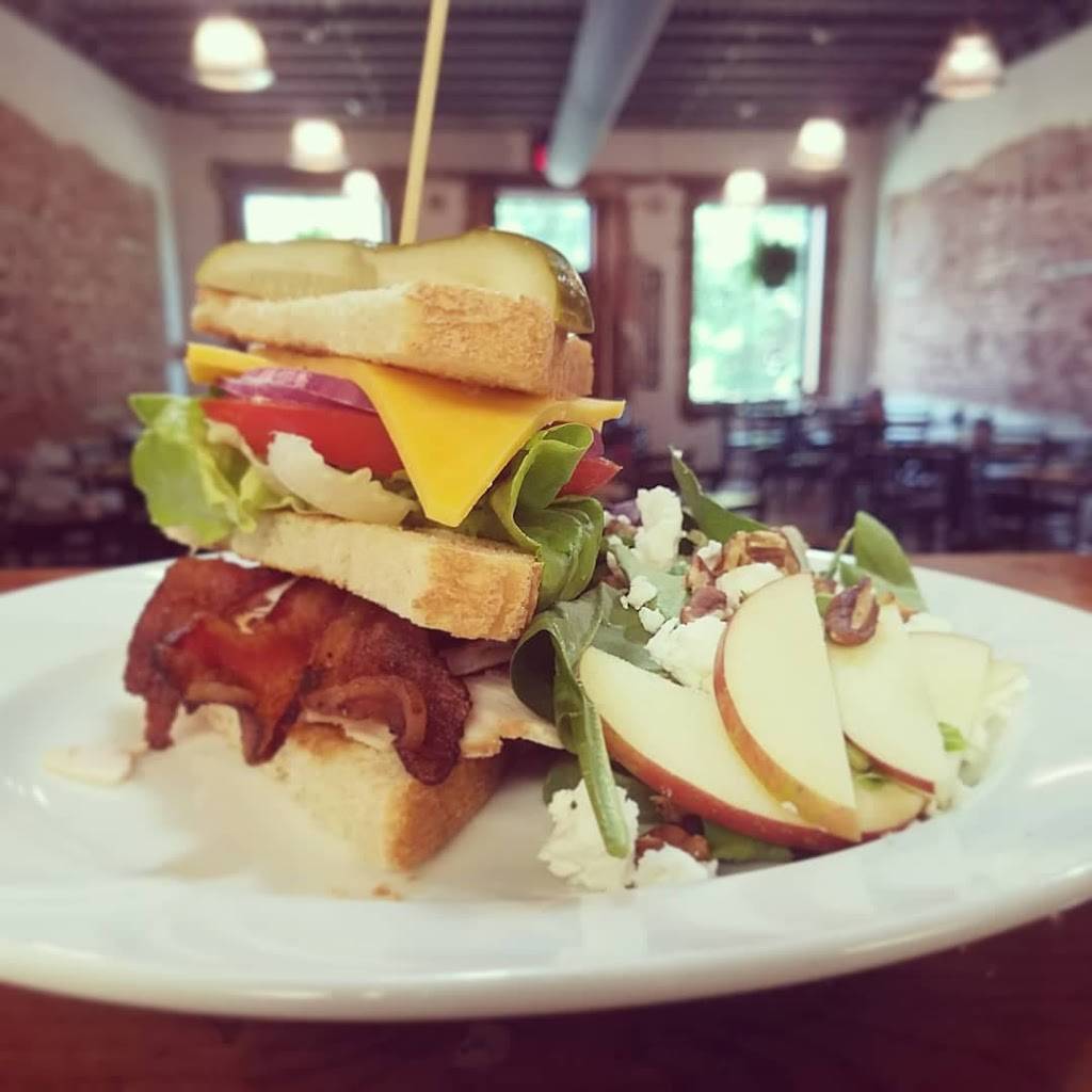 Brookland Eats | restaurant | 333 Old Durham Rd, Roxboro, NC 27573, USA | 3363221015 OR +1 336-322-1015