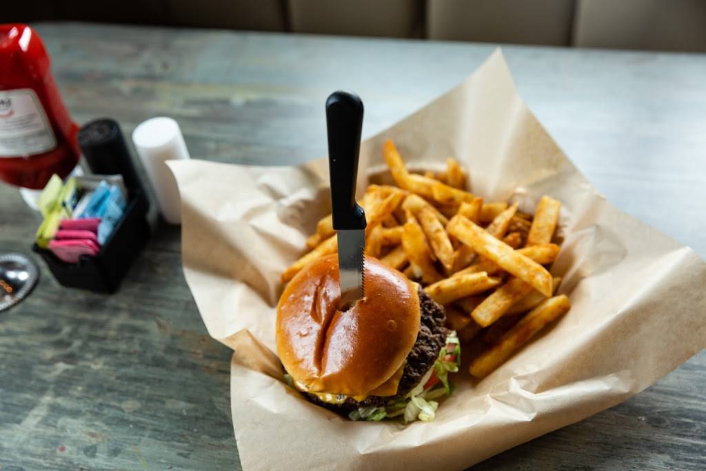 The Shed Grill & Bar | restaurant | 1505 S Main St, Kingfisher, OK 73750, USA | 4053754512 OR +1 405-375-4512