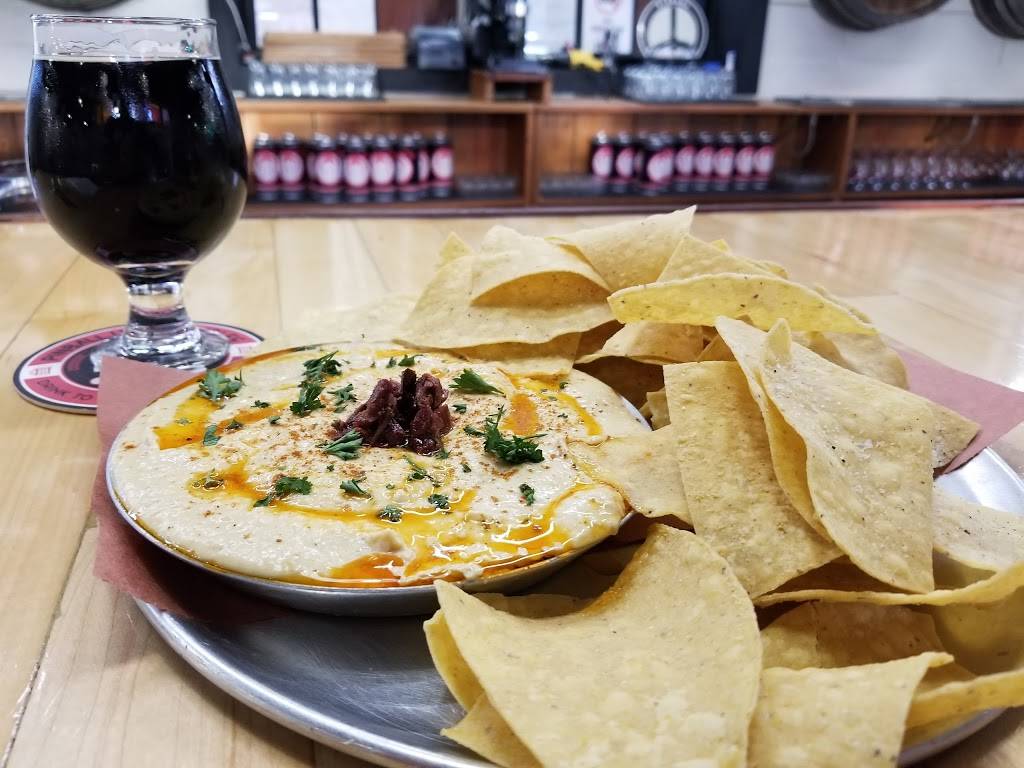 Straight To Ale | restaurant | 2610 Clinton Ave W, Huntsville, AL 35805, USA | 2568019650 OR +1 256-801-9650