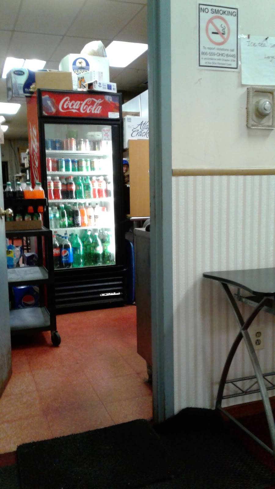 Wing Kee | restaurant | 23161 Emery Rd, Cleveland, OH 44128, USA | 2168310100 OR +1 216-831-0100