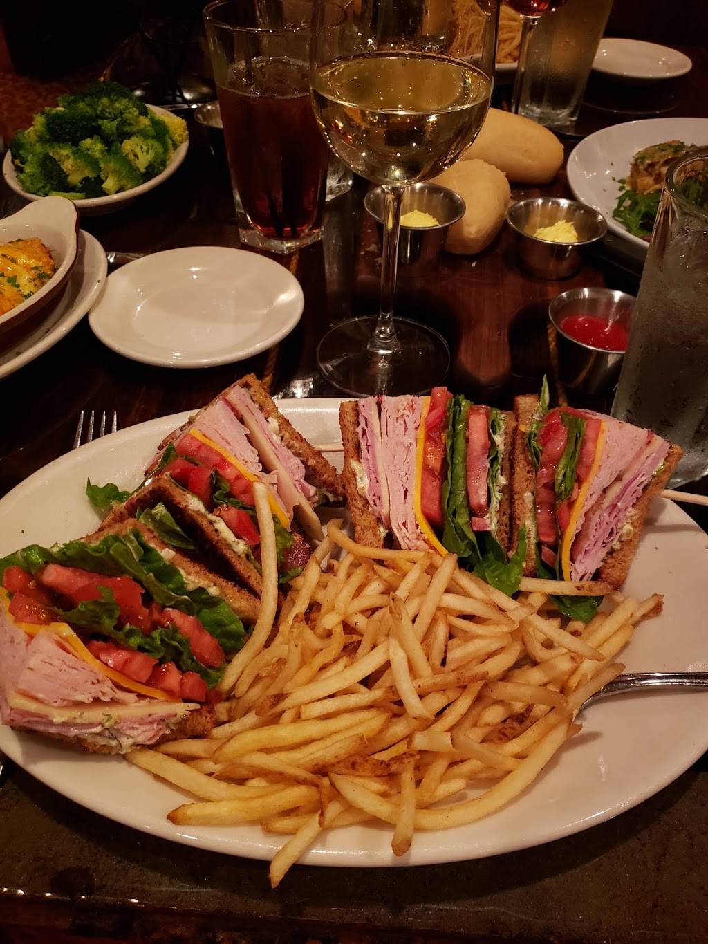 Sperrys Cool Springs | restaurant | 650 Frazier Dr, Franklin, TN 37067, USA | 6157789950 OR +1 615-778-9950