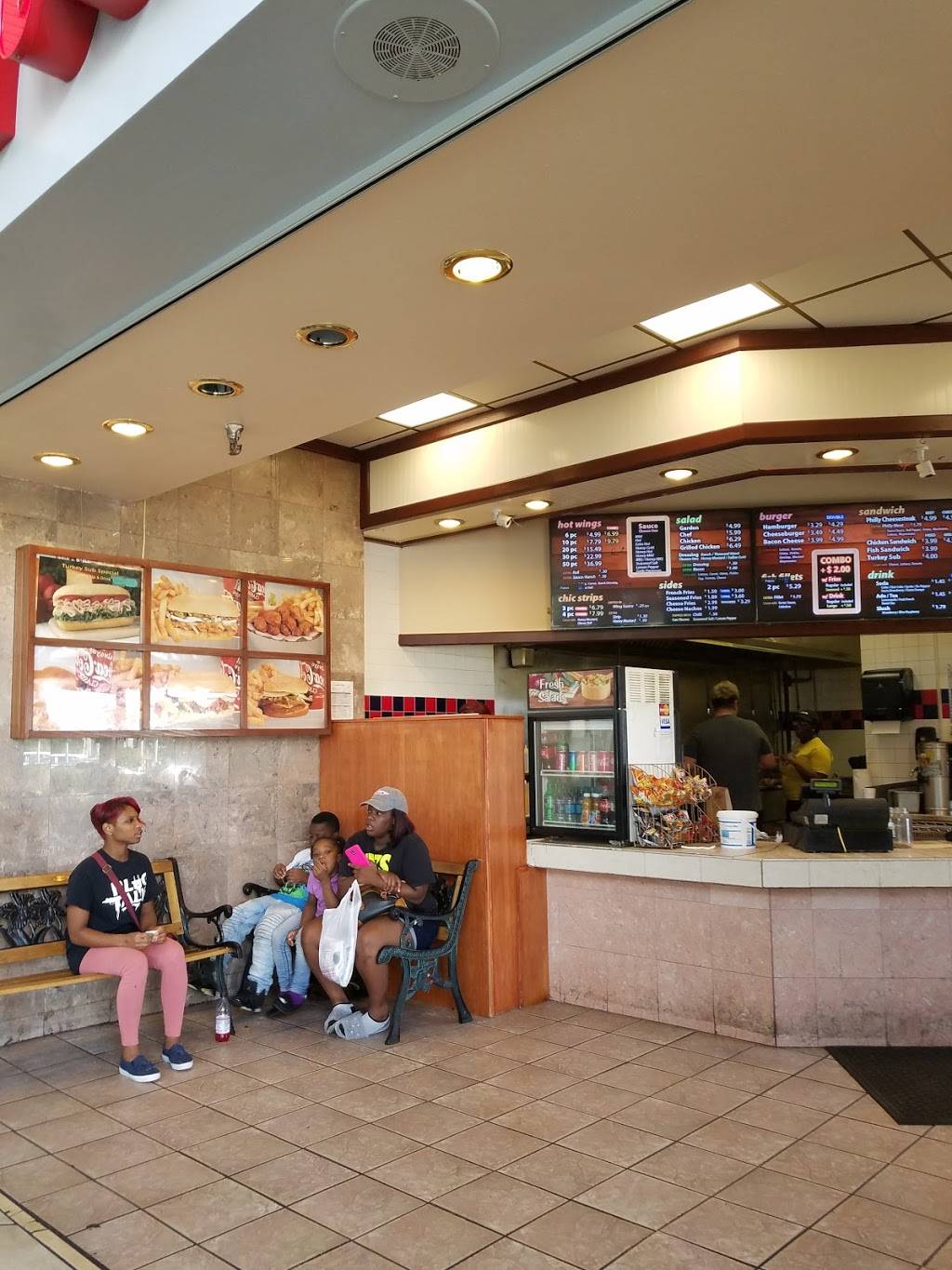 American Deli | meal takeaway | 1250 Southland Mall, Memphis, TN 38116, USA | 9013328866 OR +1 901-332-8866