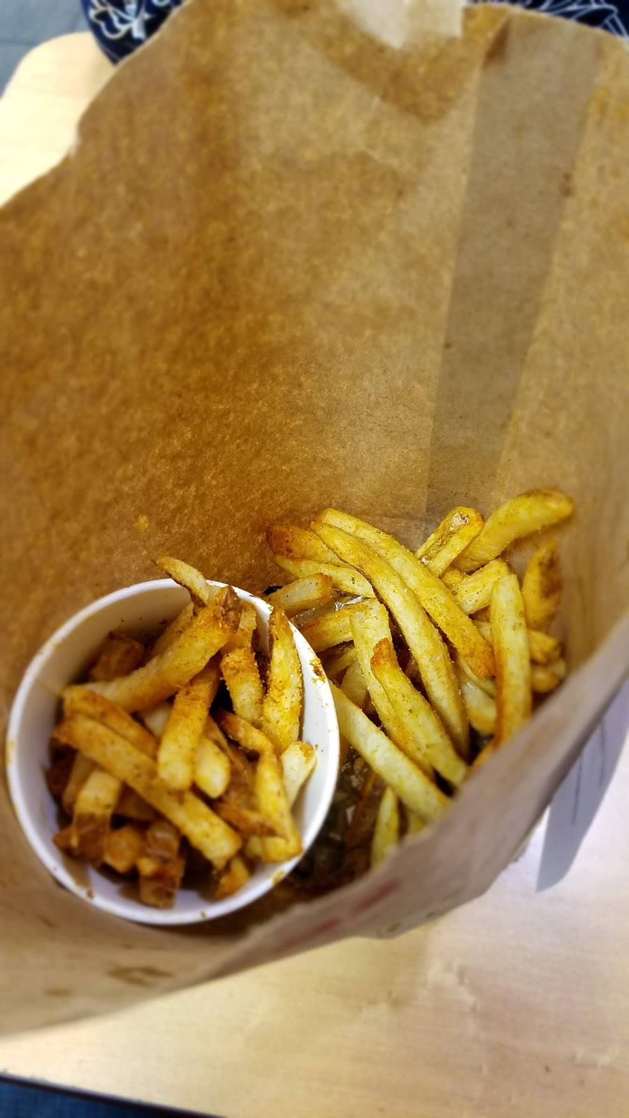 Five Guys | meal takeaway | 18645 Beach Blvd, Huntington Beach, CA 92648, USA | 7148614448 OR +1 714-861-4448