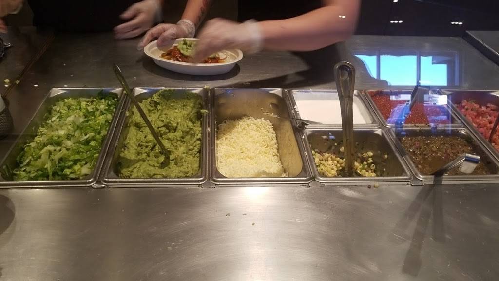 Chipotle Mexican Grill | restaurant | 895 N Academy Blvd, Colorado Springs, CO 80909, USA | 7195721727 OR +1 719-572-1727