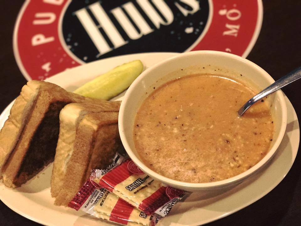 Hubs Pub and Grill | night club | 10 N S Dover St, Bonne Terre, MO 63628, USA | 5733589098 OR +1 573-358-9098