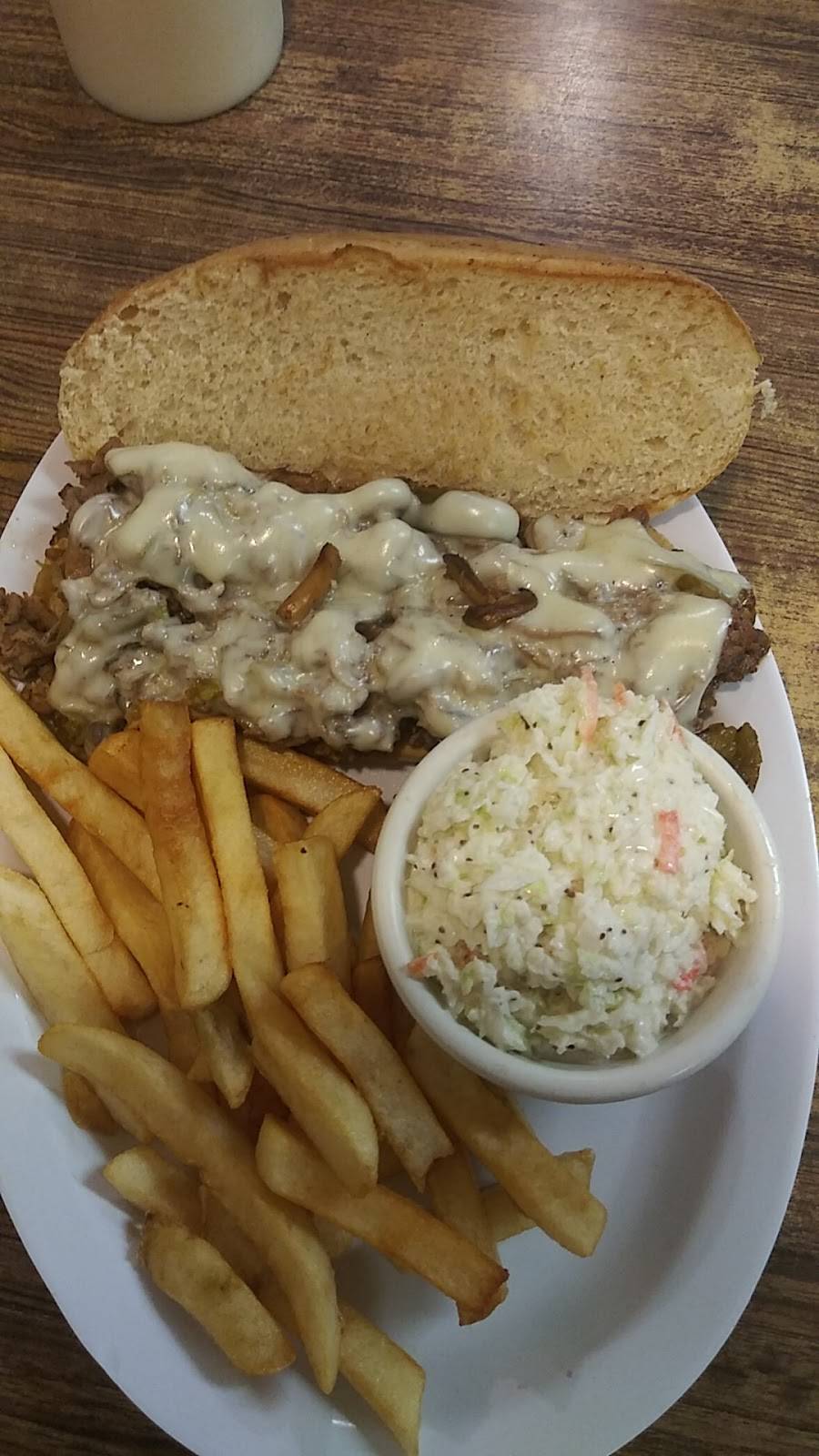 Memas Family Restaurant | restaurant | 1147 US-17, Satsuma, FL 32189, USA | 3866494929 OR +1 386-649-4929