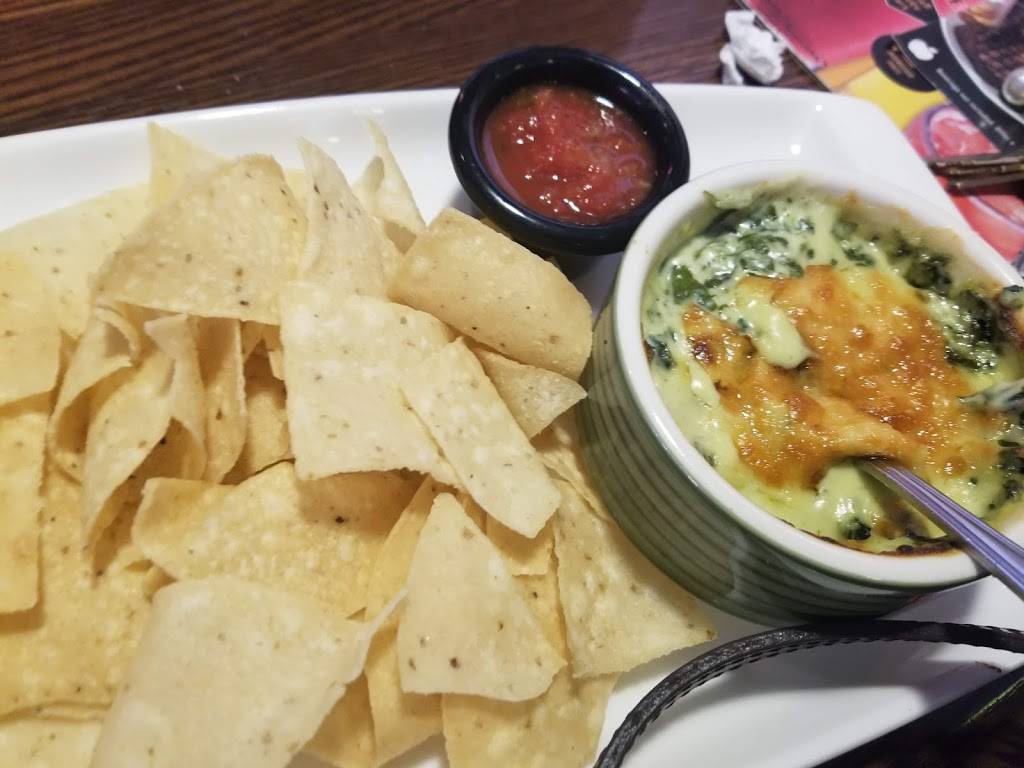 Applebees Grill + Bar | restaurant | 4605 W Charleston Blvd, Las Vegas, NV 89102, USA | 7028705973 OR +1 702-870-5973