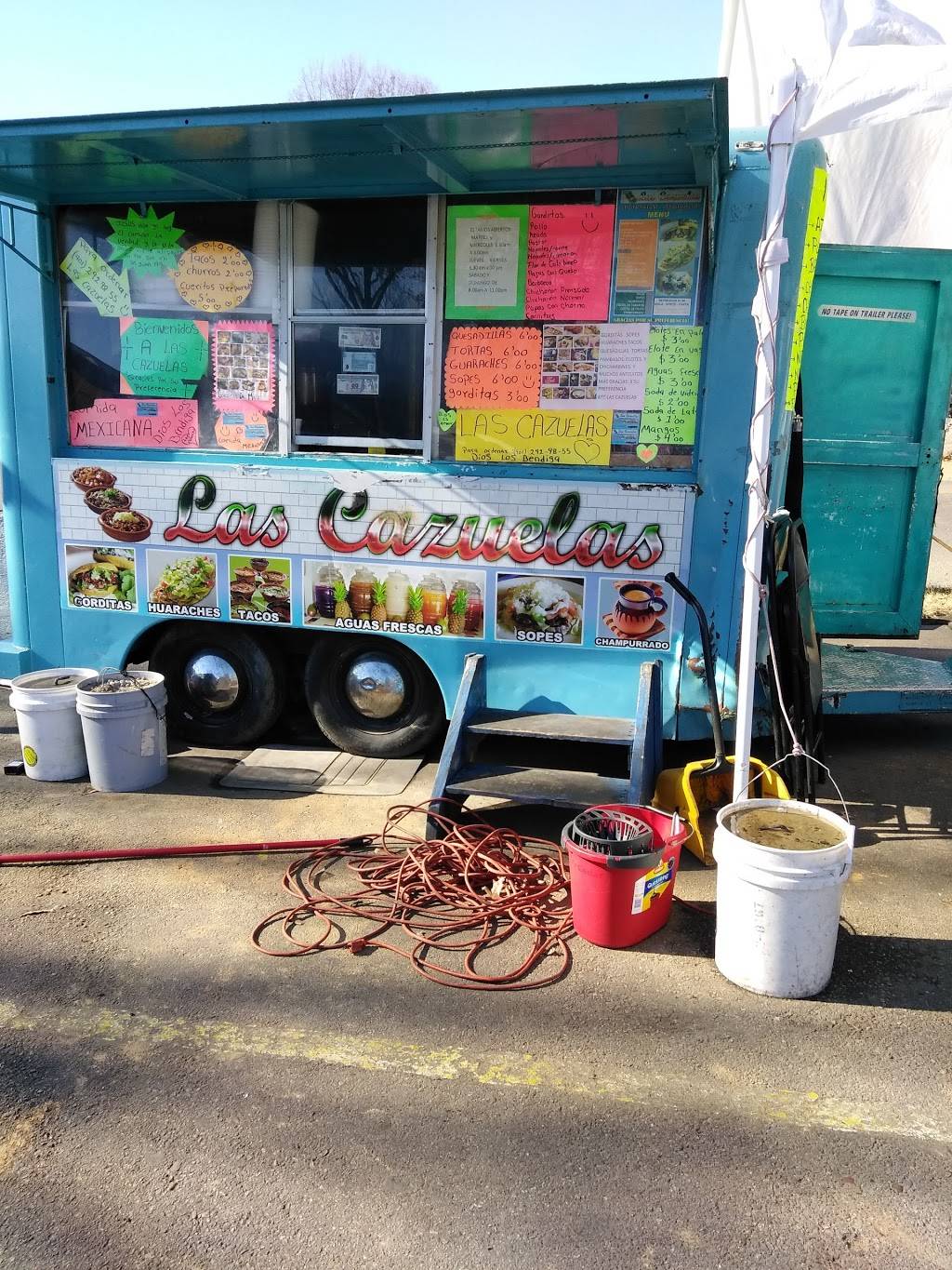 Las Cazuelas Bus Tacos | restaurant | Memphis, TN 38108, USA | 9012929855 OR +1 901-292-9855