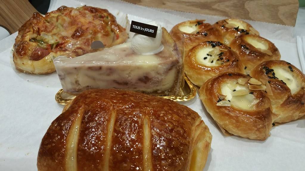 HK Tea & Sushi | cafe | 2033 86th St, Brooklyn, NY 11214, USA | 7182657800 OR +1 718-265-7800