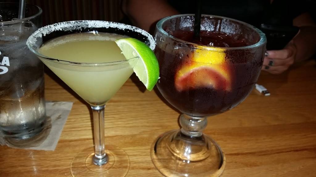 Applebees Grill + Bar | restaurant | 233 Graff Rd SE, New Philadelphia, OH 44663, USA | 3303085530 OR +1 330-308-5530