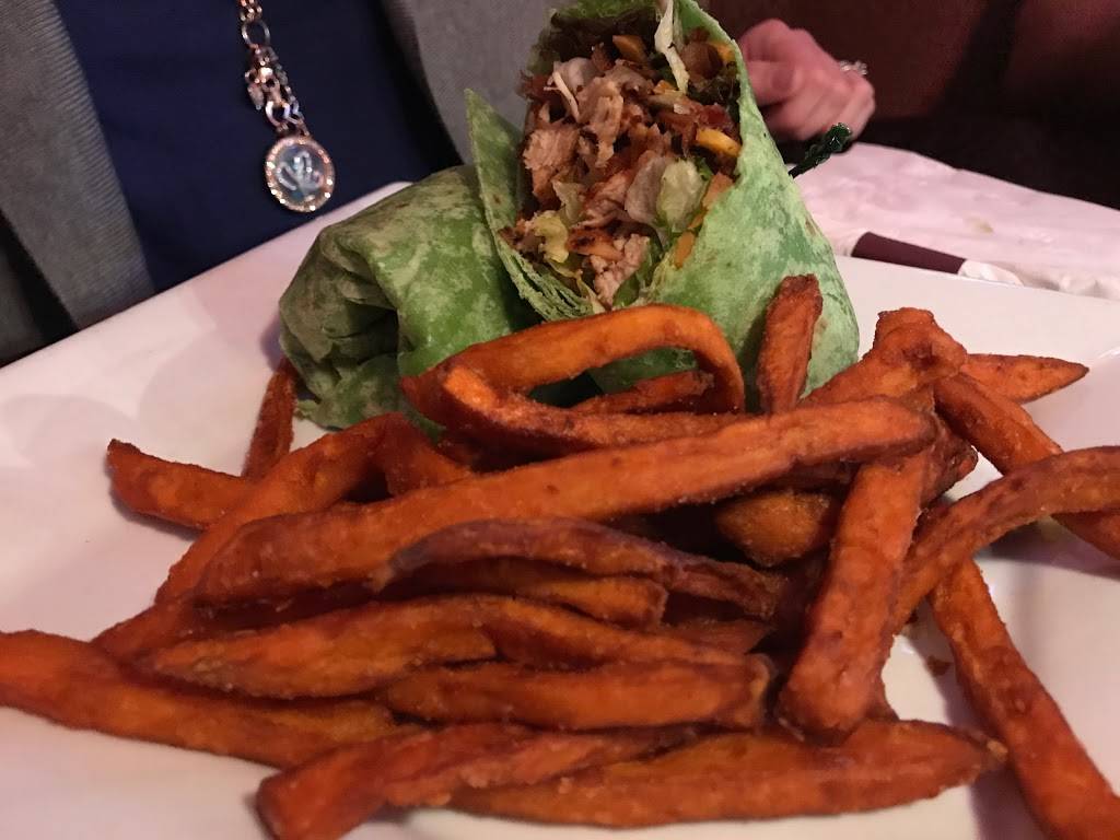 House of Wings Sportsbar | restaurant | 2317 D St, La Verne, CA 91750, USA | 9095964466 OR +1 909-596-4466