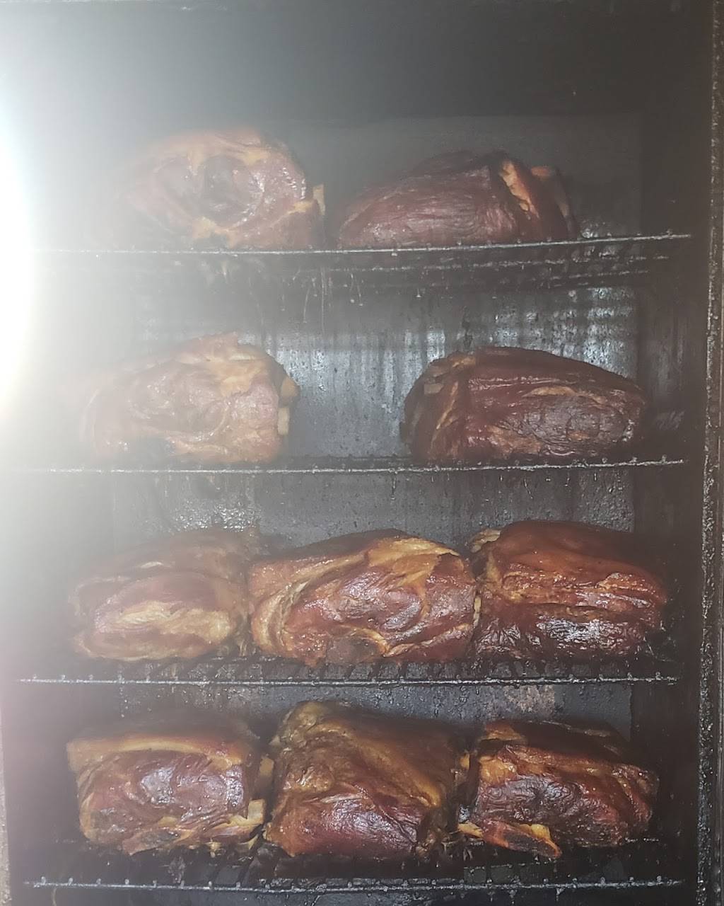 Redskin Bbq | restaurant | Hwy 67 at the Airport, Pocahontas, AR 72455, USA | 8702020430 OR +1 870-202-0430