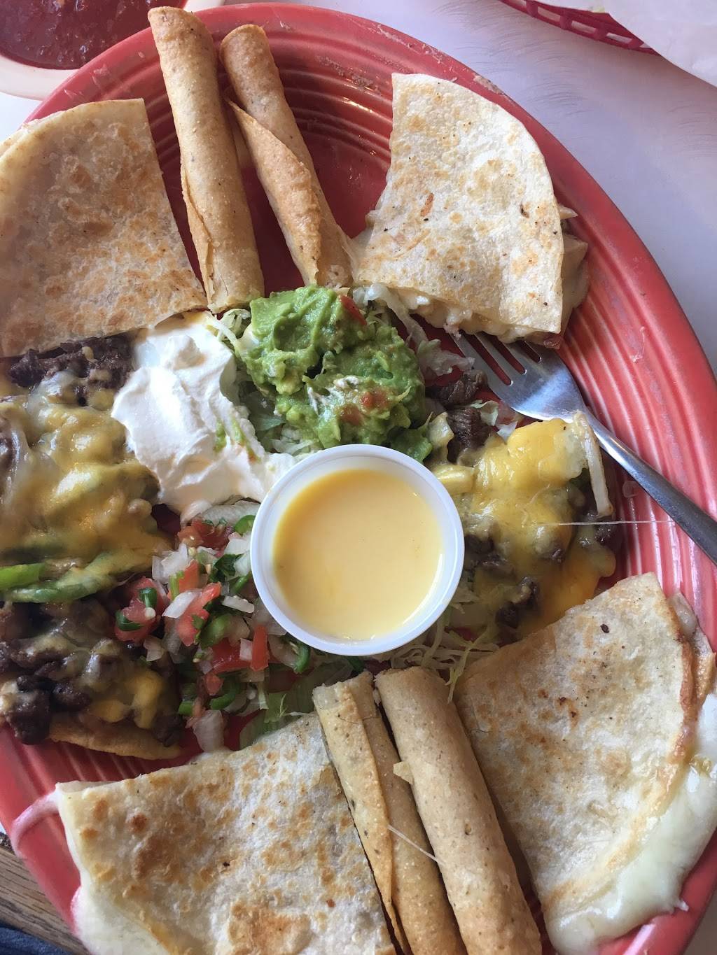 Robles Mexican Restaurant | restaurant | 305 E Dallas St, Canton, TX 75103, USA | 9035673533 OR +1 903-567-3533