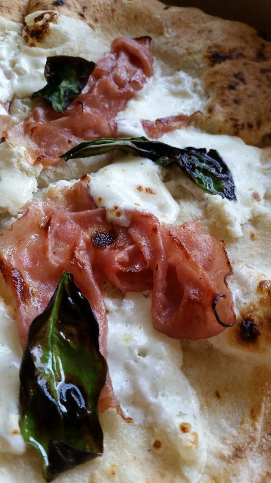 Gusto Napoletano | restaurant | 2711 Raeford Rd, Fayetteville, NC 28303, USA | 9107790622 OR +1 910-779-0622