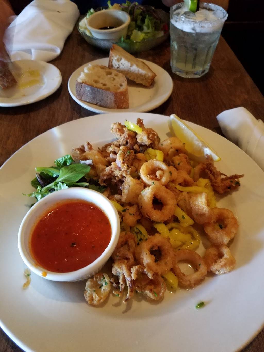 Sardellas Italian Restaurant | restaurant | 30 Memorial Blvd W, Newport, RI 02840, USA | 4018496312 OR +1 401-849-6312