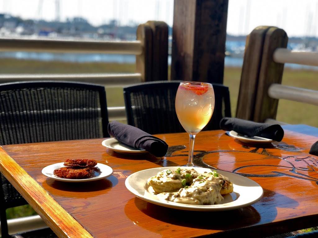 Coastal Kitchen | restaurant | 102 Marina Dr, St Simons, GA 31522, USA | 9126387790 OR +1 912-638-7790