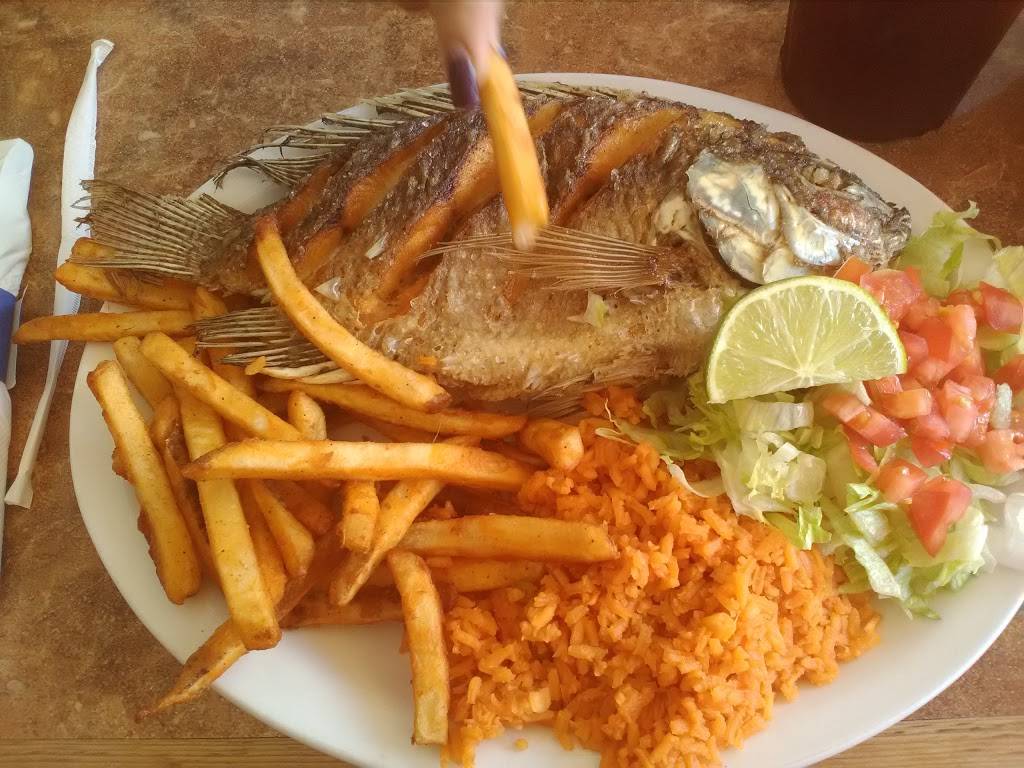 Taqueria El Charro De Jalisco | restaurant | 150 Valley Hi Dr, San Antonio, TX 78227, USA | 2106450085 OR +1 210-645-0085