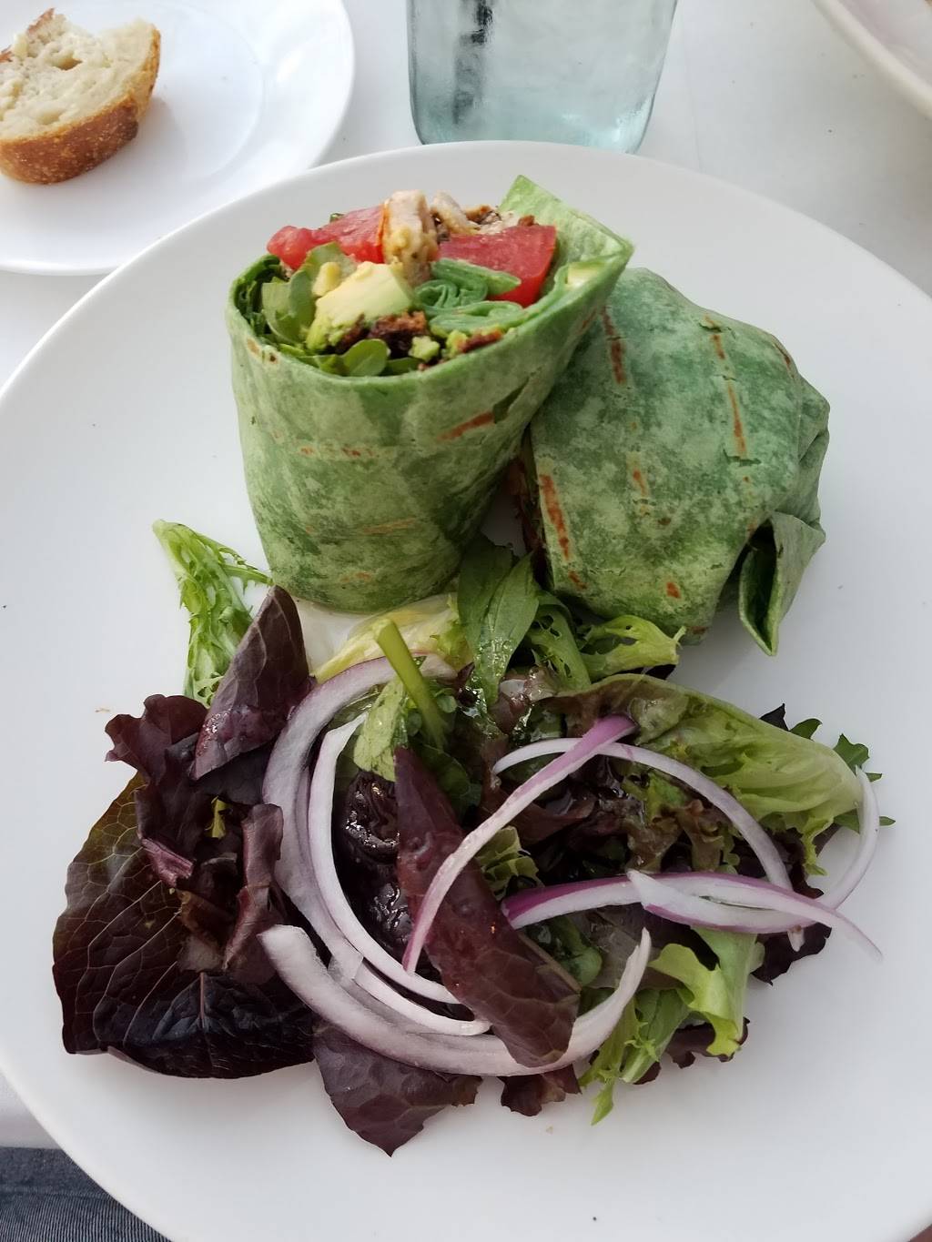 Rosys At The Beach | restaurant | 17320 Monterey Rd, Morgan Hill, CA 95037, USA | 4087780551 OR +1 408-778-0551