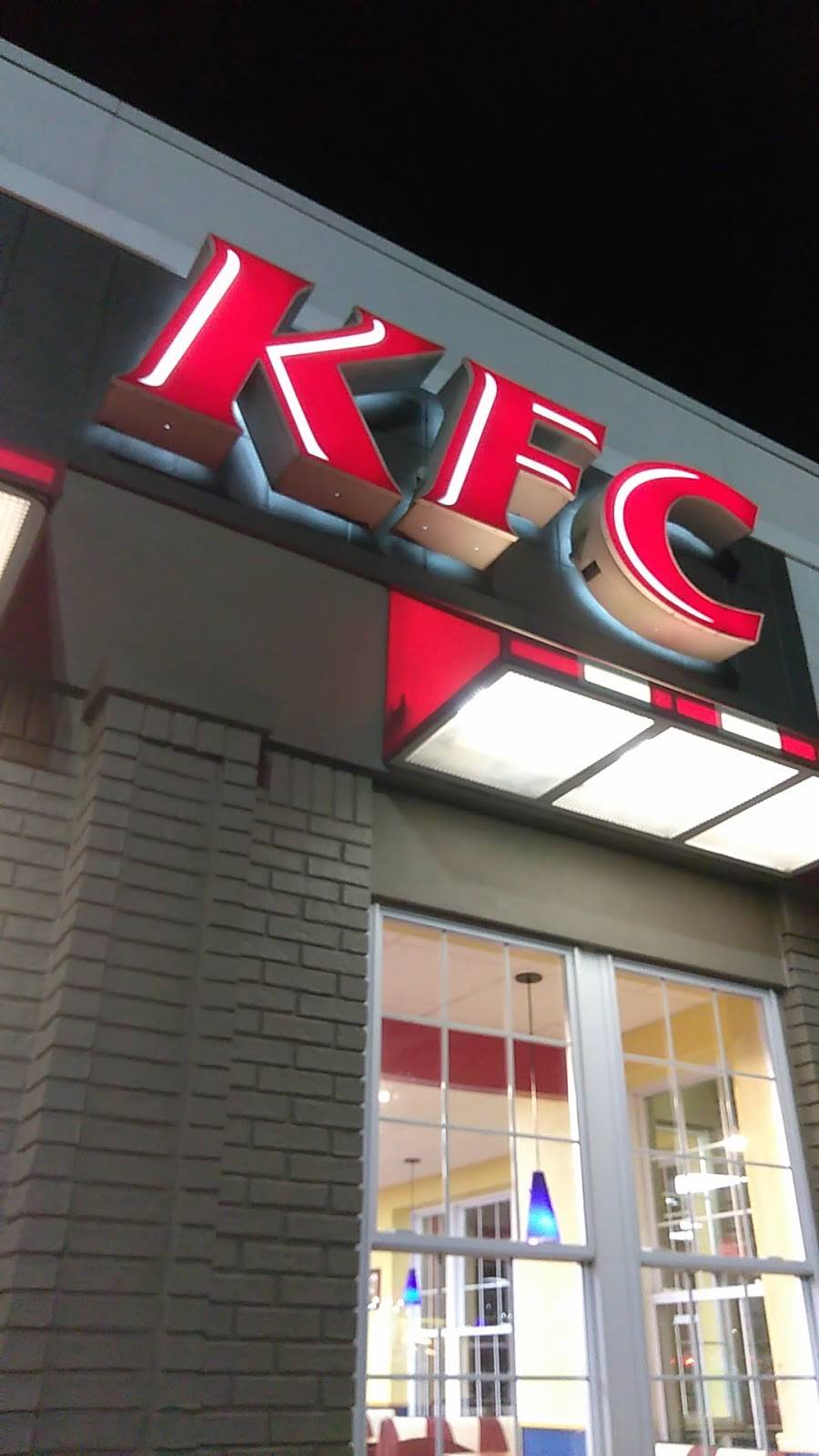 KFC | restaurant | 115 College Ave, Rutherfordton, NC 28139, USA | 8282879243 OR +1 828-287-9243