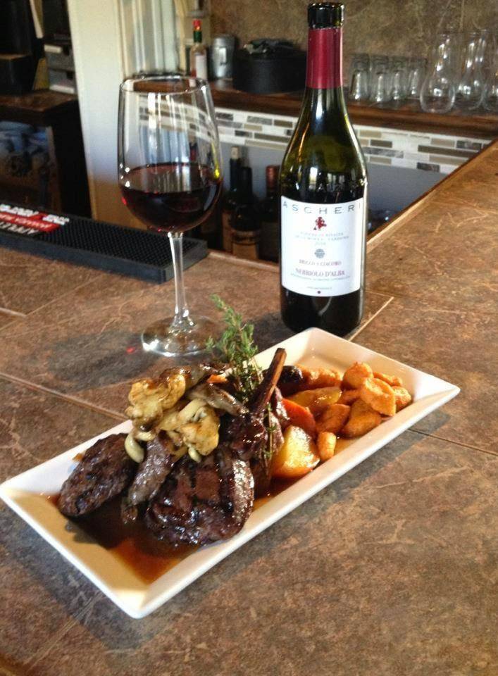 Belfountain Inn | restaurant | 792 Forks of the Credit Rd, Belfountain, ON L7K 0E7, Canada | 5199279219 OR +1 519-927-9219