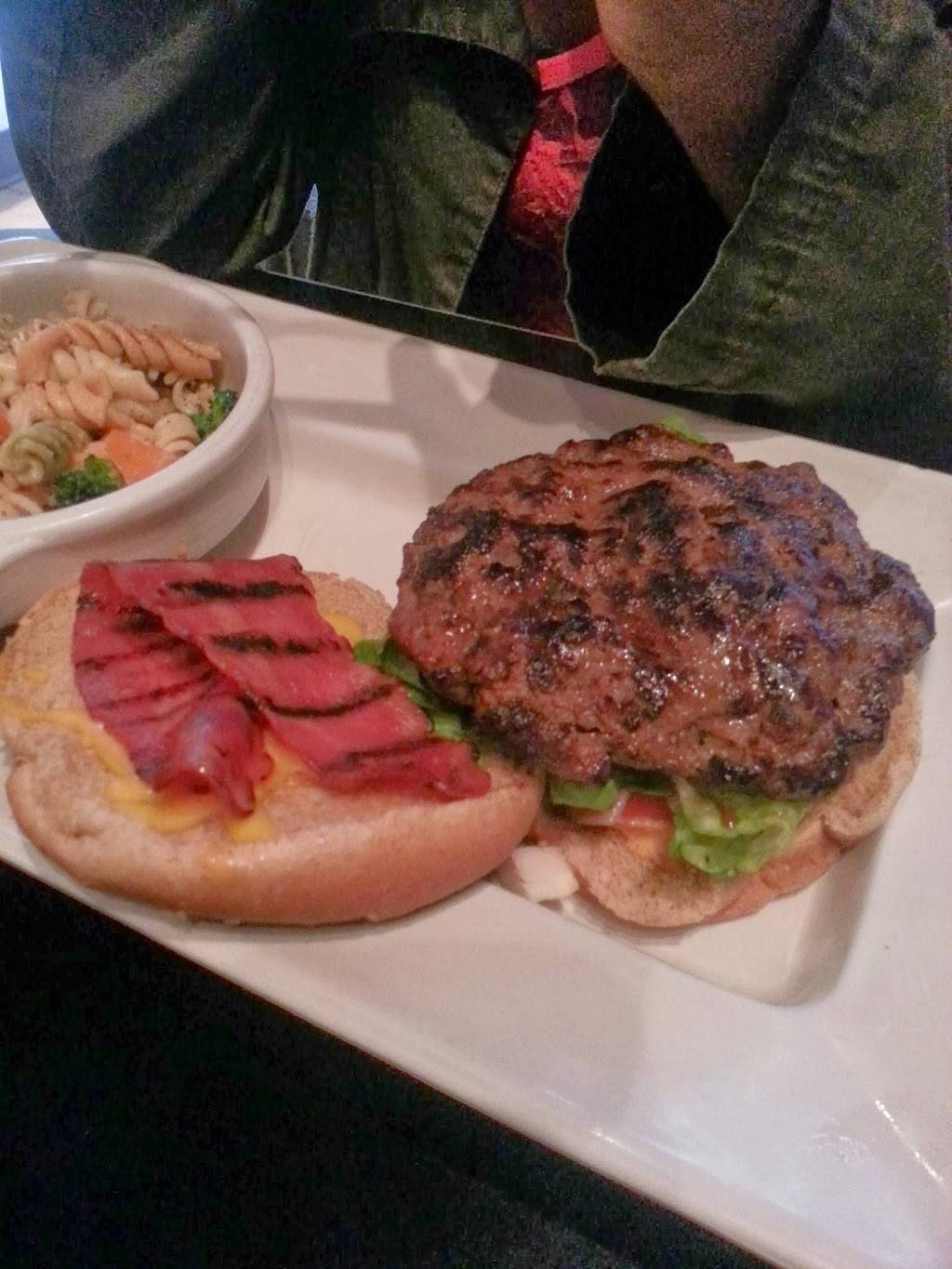 Muscle Maker Grill | meal takeaway | 10 Murray Street, New York, NY 10007, USA | 2129621813 OR +1 212-962-1813