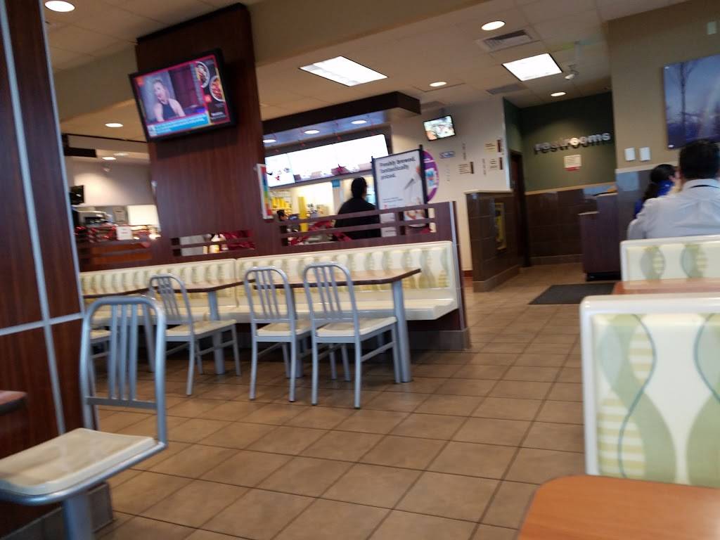 McDonalds | cafe | 13625 Bear Valley Rd, Victorville, CA 92392, USA | 7609495200 OR +1 760-949-5200