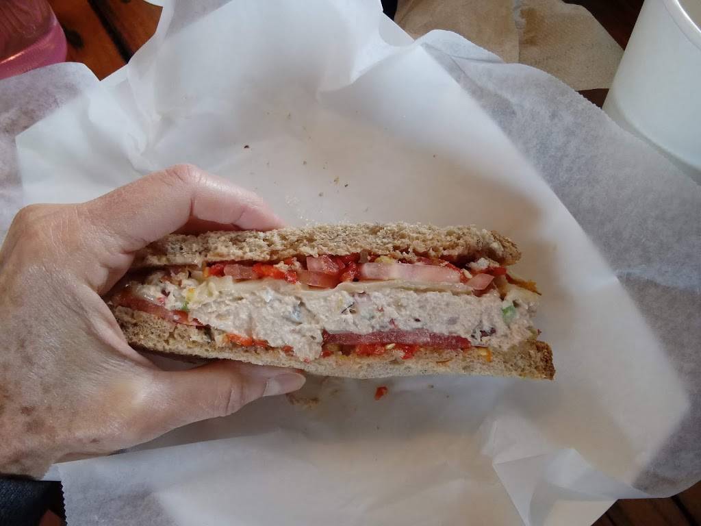 DECCA | restaurant | 10, Charlestown Navy Yard, Charlestown, MA 02129, USA | 6172425000 OR +1 617-242-5000