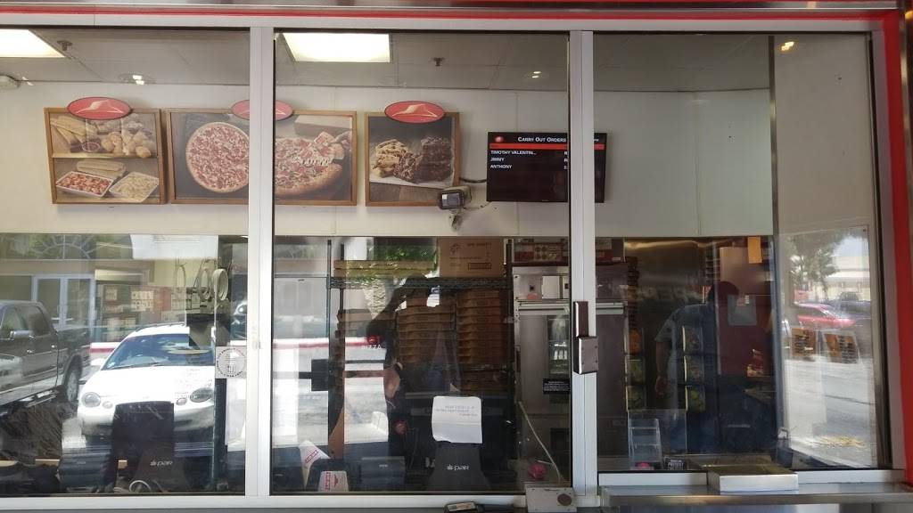 Pizza Hut | restaurant | 153 E Compton Blvd, Compton, CA 90220, USA | 3106355900 OR +1 310-635-5900