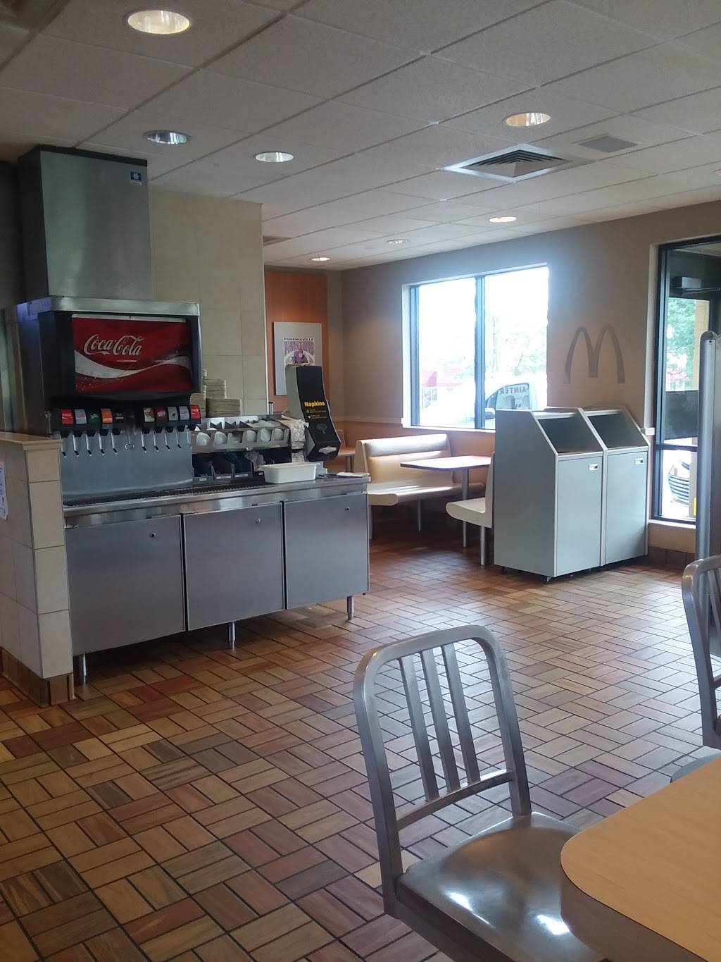 McDonalds | cafe | 651 Nutt Rd, Phoenixville, PA 19460, USA | 6109332626 OR +1 610-933-2626