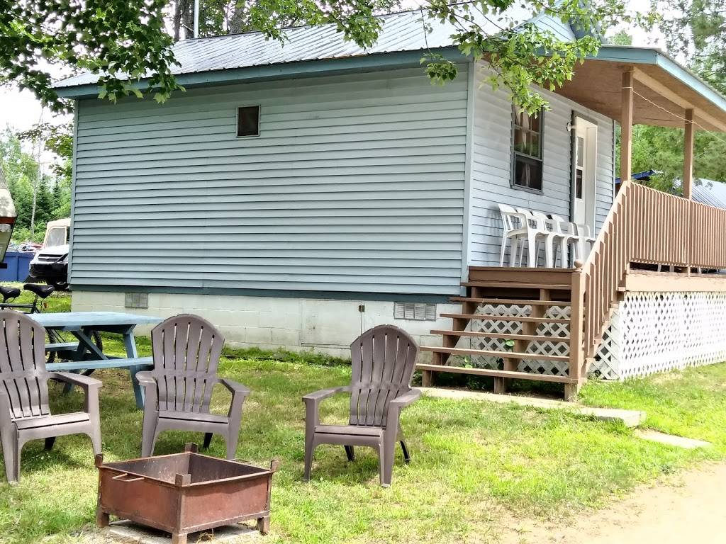 Chez Rainville | restaurant | 50 Chemin Rainville, Grand-Remous, QC J0W 1E0, Canada | 8194385258 OR +1 819-438-5258